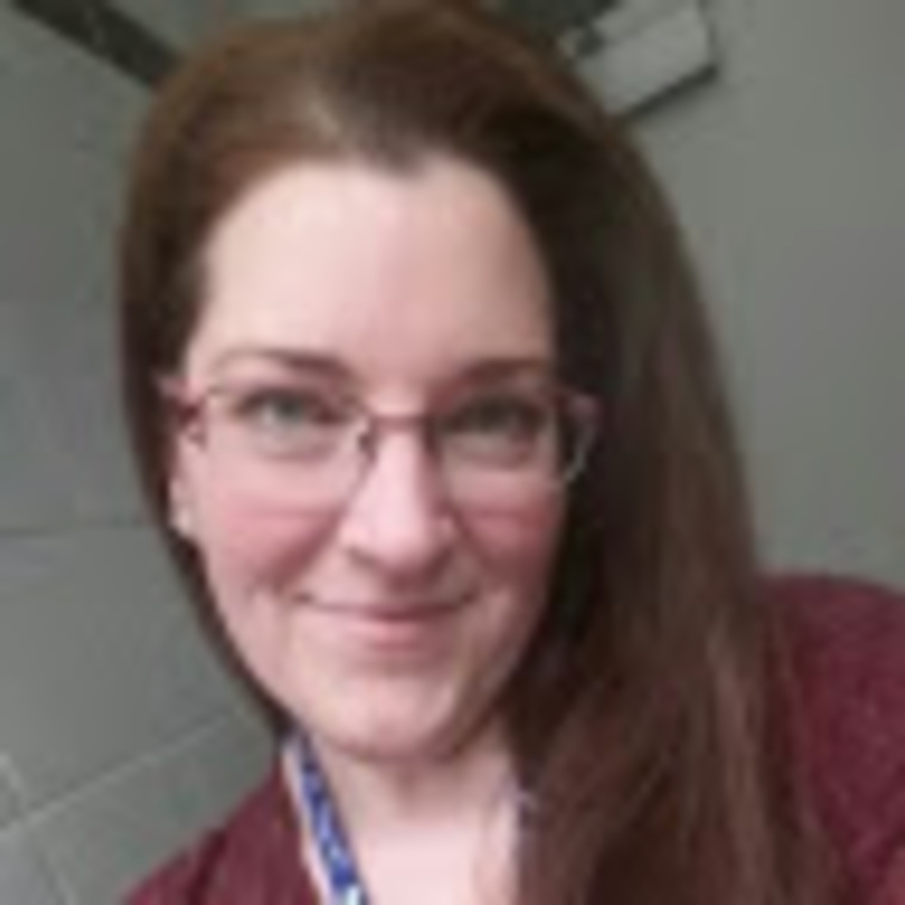 Meet your Posher, Courtney